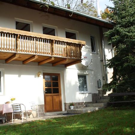 Ferienhaus "Am Schleifenbach" Saalfeld Saale Esterno foto