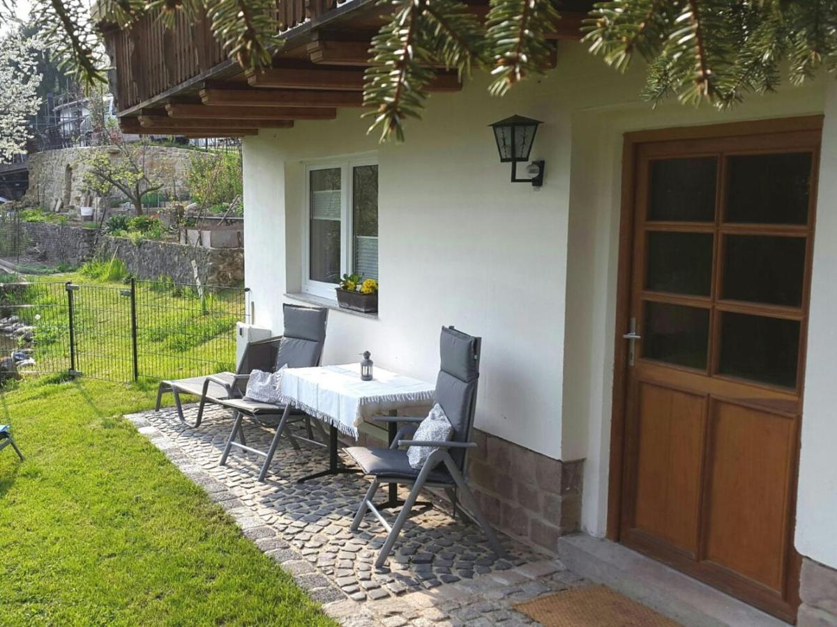 Ferienhaus "Am Schleifenbach" Saalfeld Saale Esterno foto