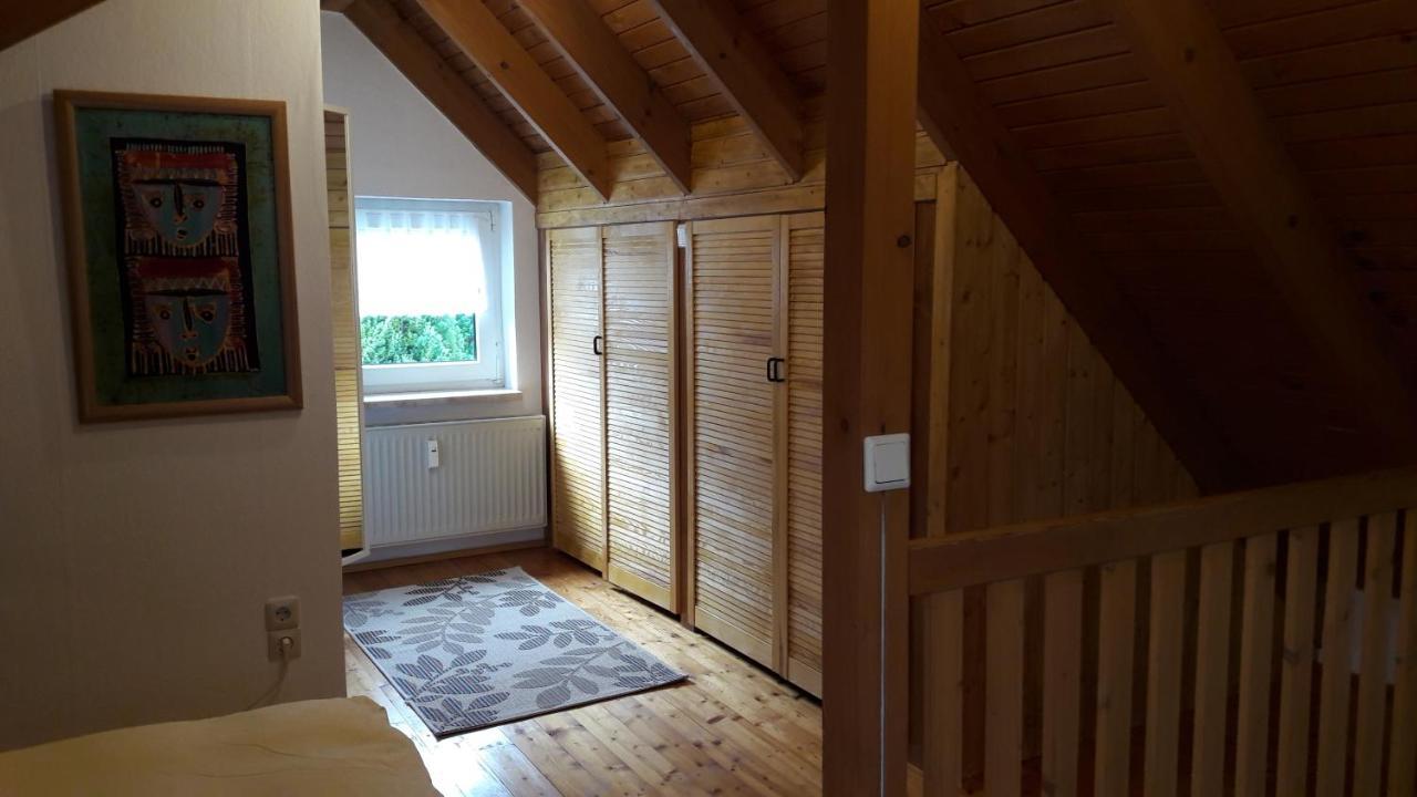 Ferienhaus "Am Schleifenbach" Saalfeld Saale Esterno foto